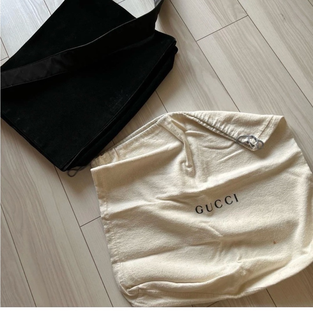Gucci Black Suede Shoulder Bag authentic with certificate